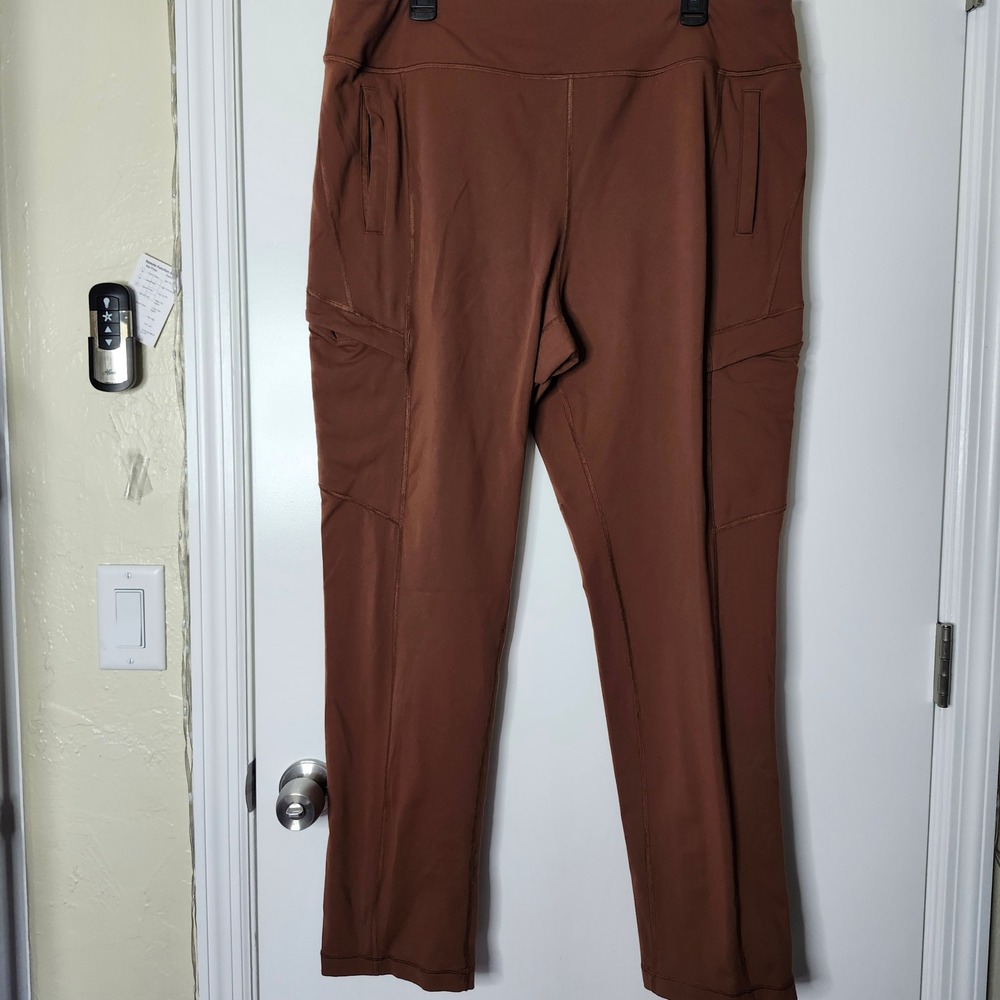 Duluth Trading Co Noga Namastash Brown Cargo Yoga Pants Womens XL x 31